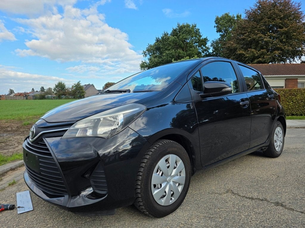 toyota yaris BLANCO gekeurd VVK, Dealer onderhouden, Stof, Euro 6, Zwart