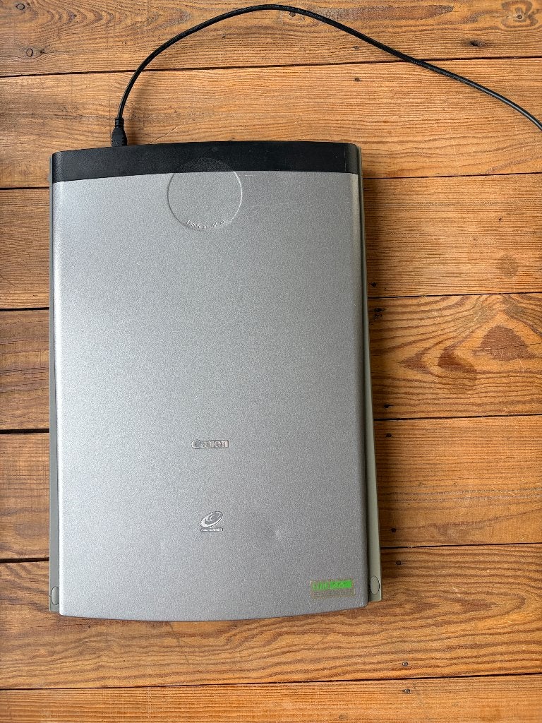 Scanner Canon Canoscan Lide35, Computers en Software, Scanners, Ophalen, MacOS, Canon, Zo goed als nieuw