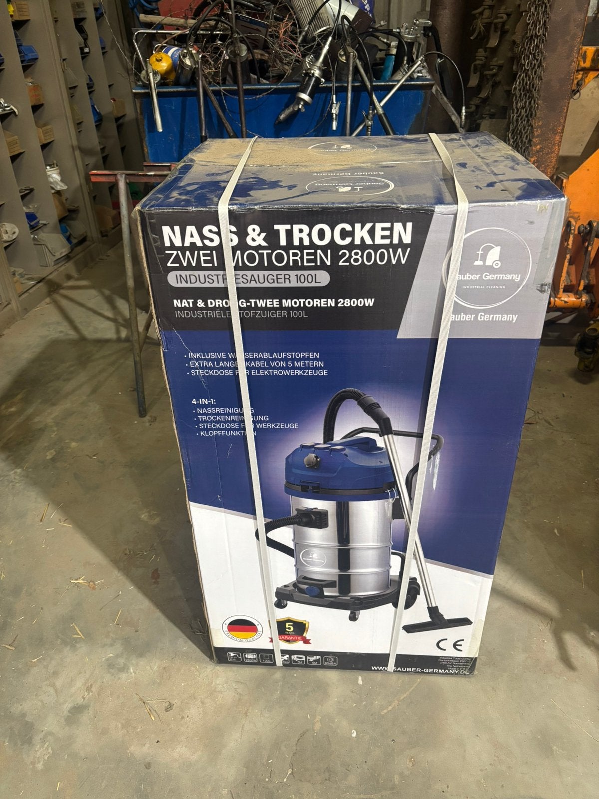 Industriële stofzuiger, Doe-het-zelf en Bouw, Reinigingsmachines, Ophalen, Nieuw, Waterstofzuiger