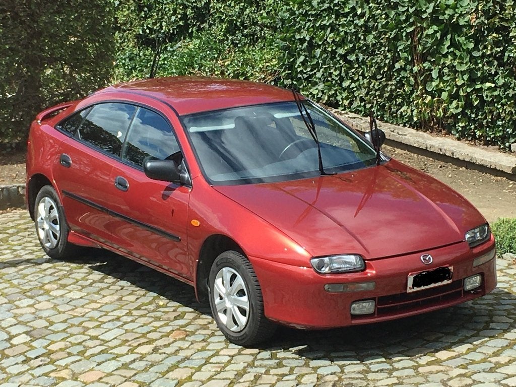 Mazda, Auto's, Mazda, Voorwielaandrijving, ABS, Stof, 4 cilinders