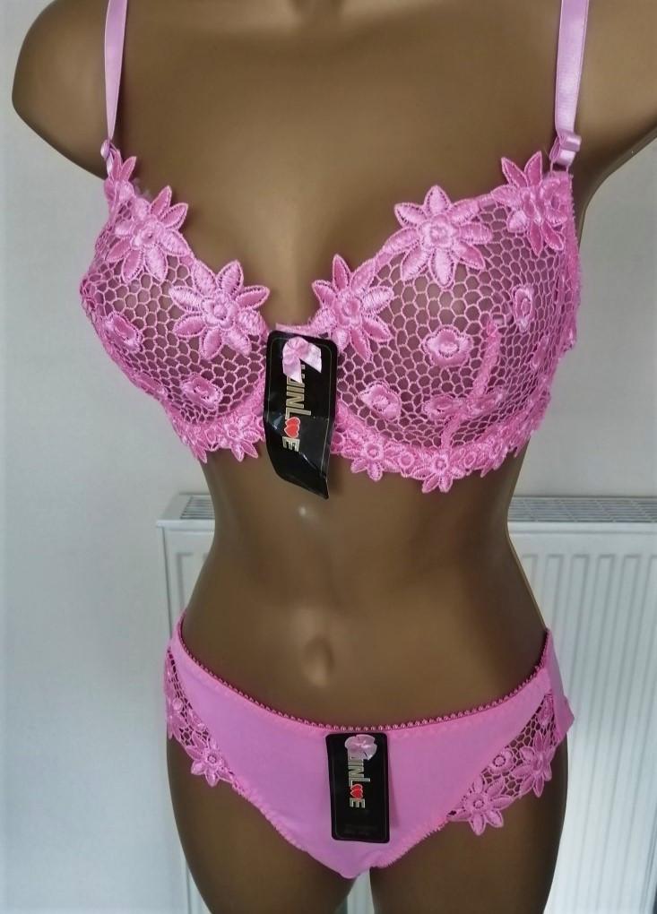 Chique Fuchsia / Donker-Roze  BH met Slip voor D-Cups, Vêtements | Femmes, Sous-vêtements & Lingerie, Ensemble, Rose, Enlèvement ou Envoi