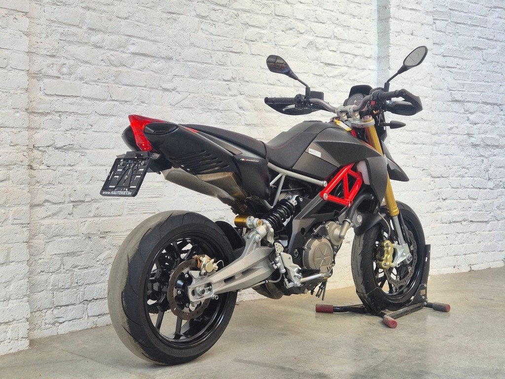 Aprilia Dorsoduro 750 Factory 2011 9.000km  @motomobilia, Motoren, Motoren | Aprilia, 750 cc, 2 cilinders, Occasion, Motorrijbewijs A