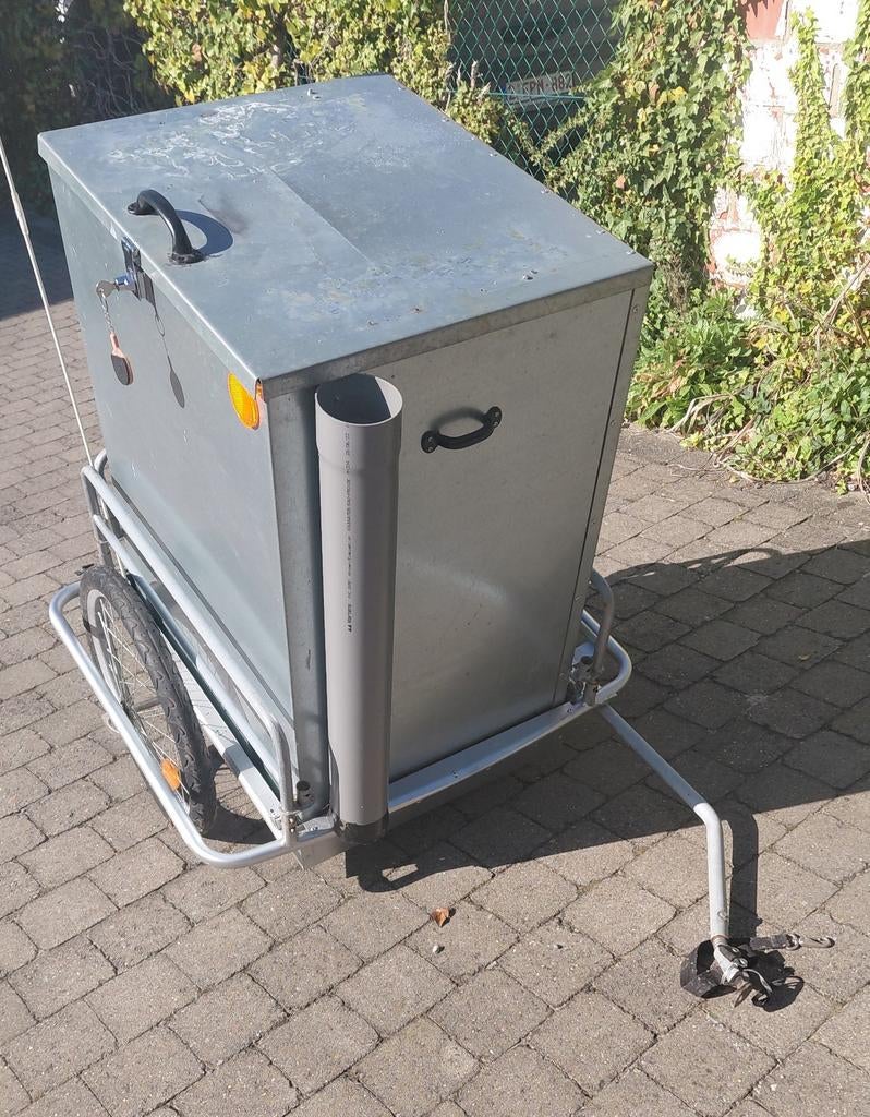 Fietskar met uitneembare bak, Ophalen