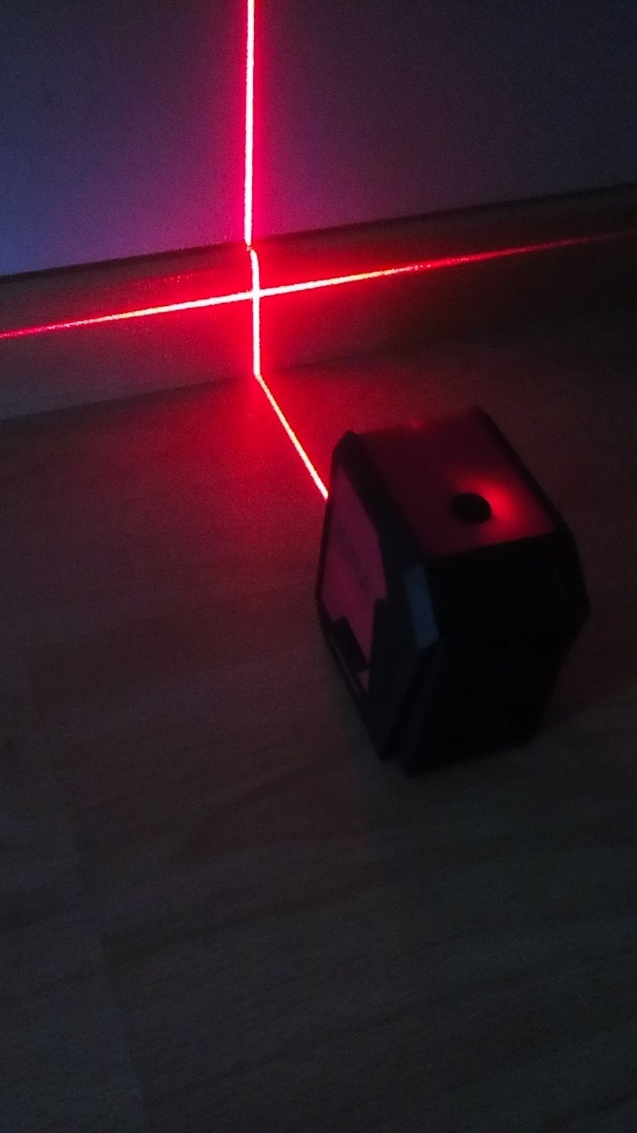 Laser level, Doe-het-zelf en Bouw, Ophalen, Nieuw