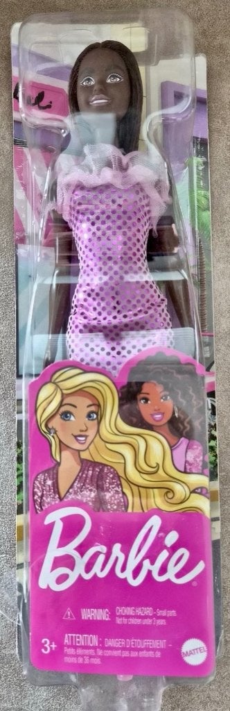Barbie met donkere huidskleur van Mattel - Nieuw!, Ophalen of Verzenden, Nieuw, Barbie