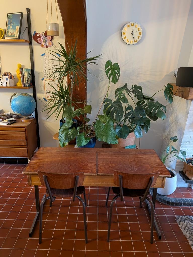 Vintage schoolbureau + stoeltjes, Ophalen