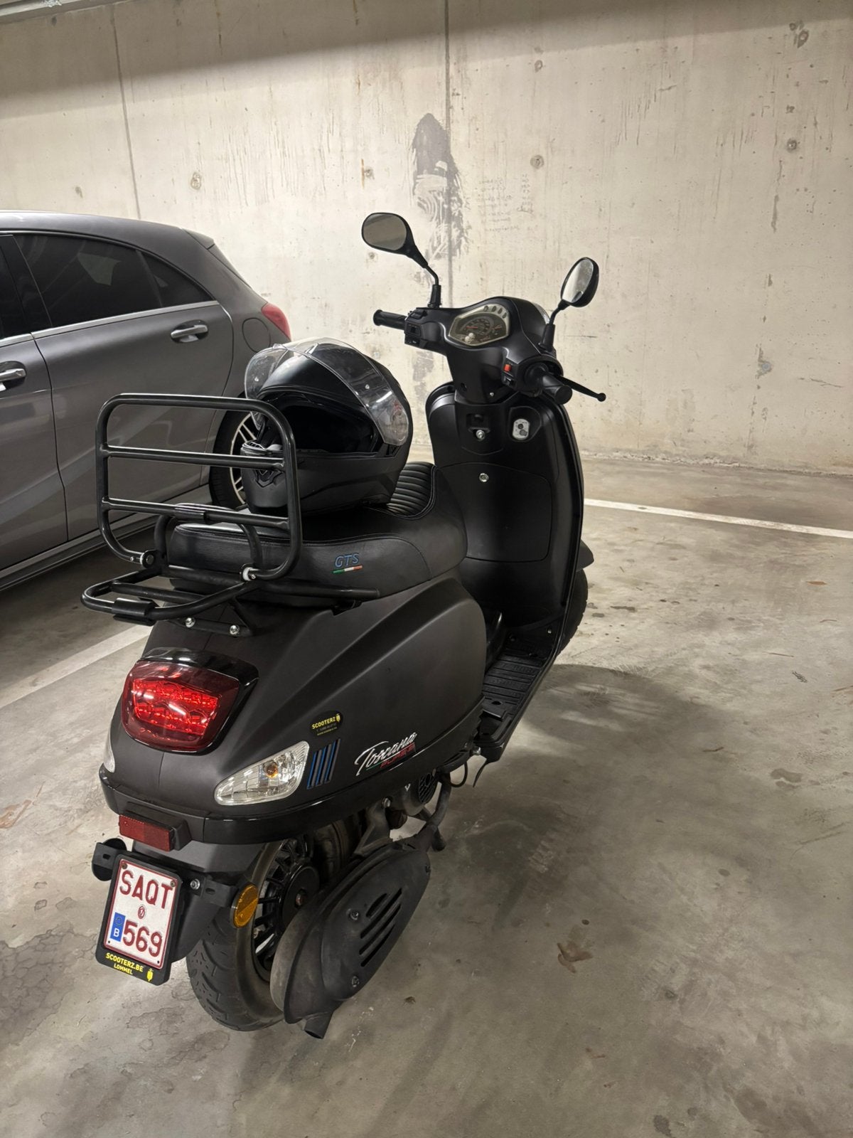 Gts toscana pure s Aklasse, Ophalen, Zo goed als nieuw, Vespa