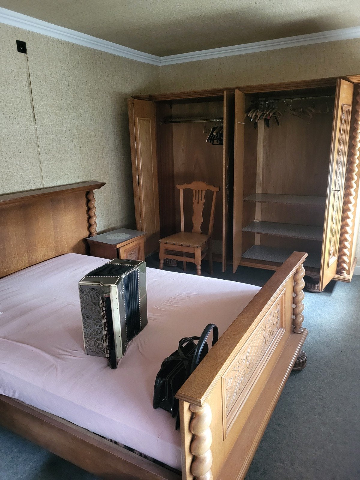 Kamer, Ophalen