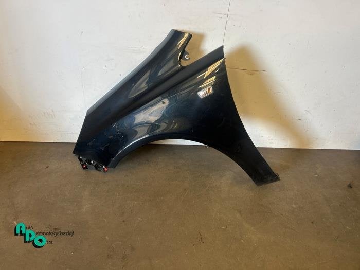 Aile avant gauche d'un Opel Corsa (Corsa D 07-) (Z22C), Autos : Pièces & Accessoires, -, Opel, 3 mois de garantie, Utilisé