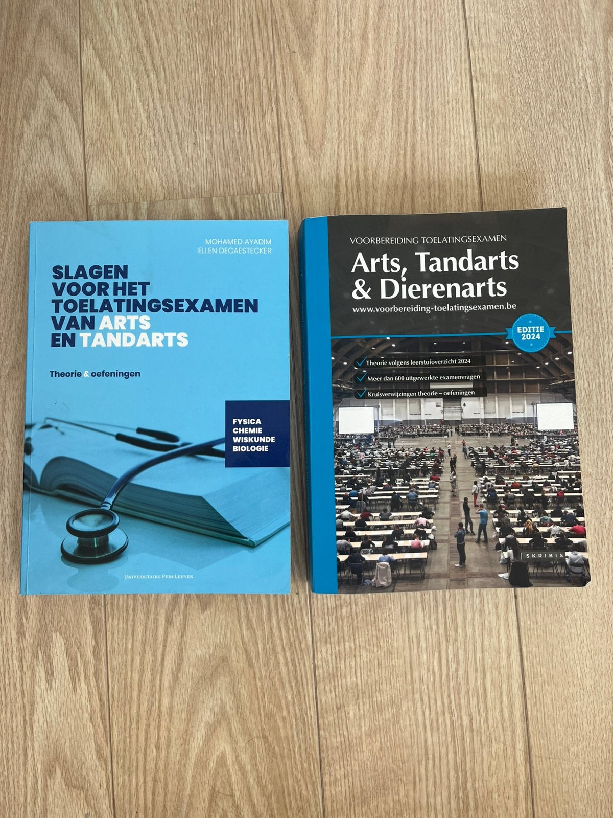 2 boeken toelatingsexamen arts tandarts dierenarts, Ophalen of Verzenden, Gelezen, Overige onderwerpen