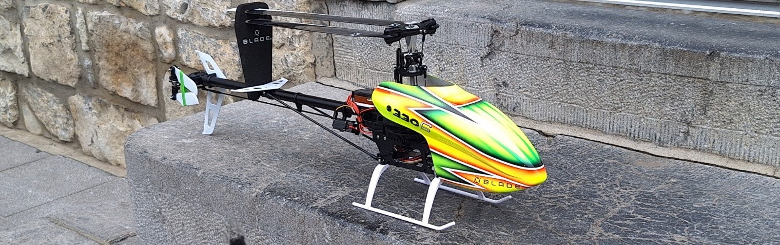 Hélicoptère Blade 330s, Hobby & Loisirs créatifs, RTF (Ready to Fly), Comme neuf, Enlèvement, Électro
