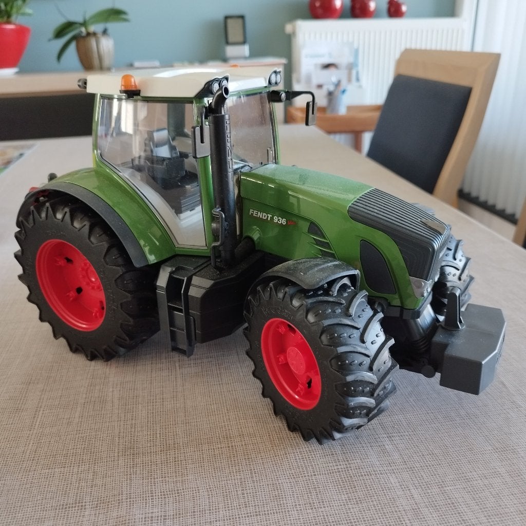 Bruder Fendt traktor, Ophalen