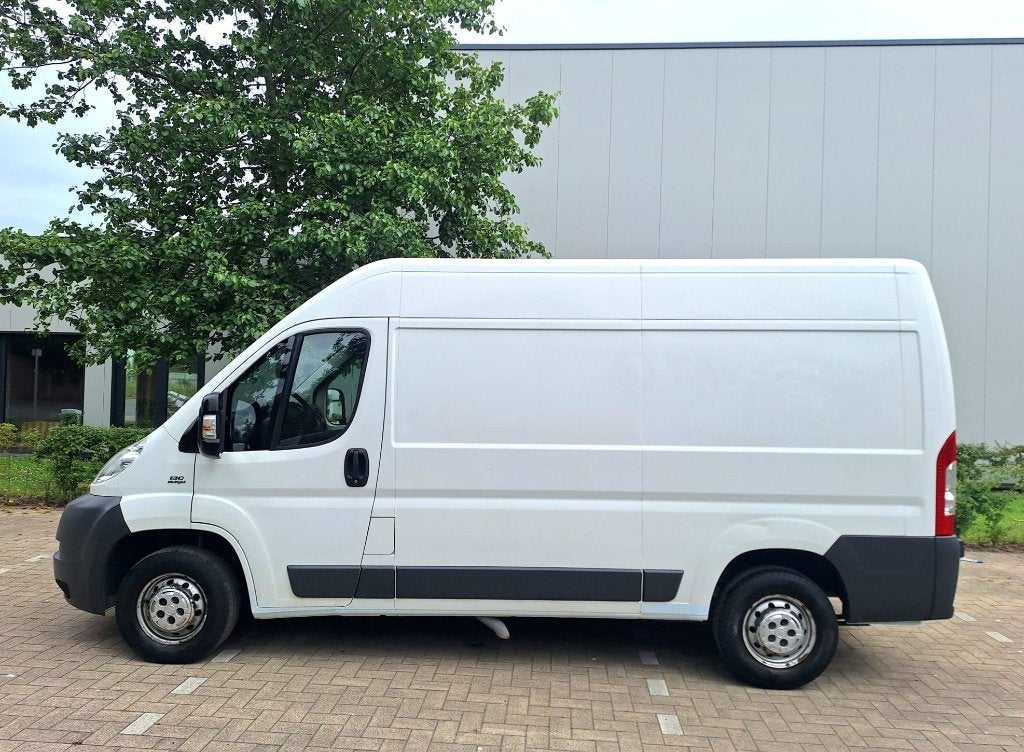 Fiat Ducato 2.3D | Trekhaak | BTW, Voorwielaandrijving, Euro 5, Stof, Zwart