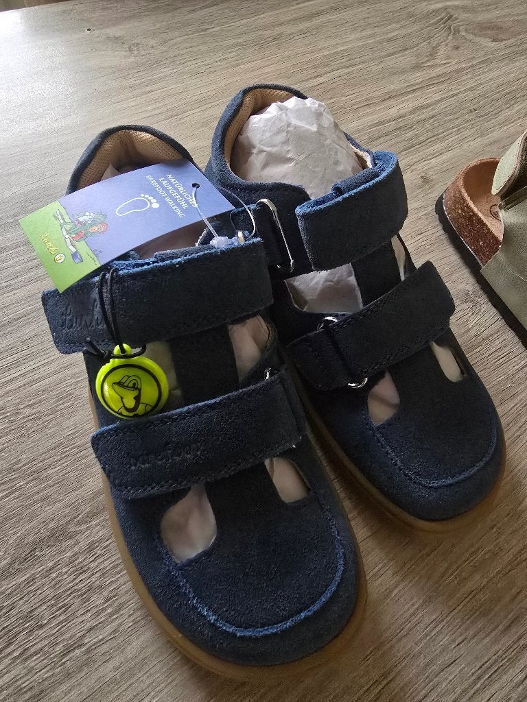2 paar nieuwe  kinder sandalen, Kinderen en Baby's, Ophalen of Verzenden, Nieuw, Jongen, Schoenen