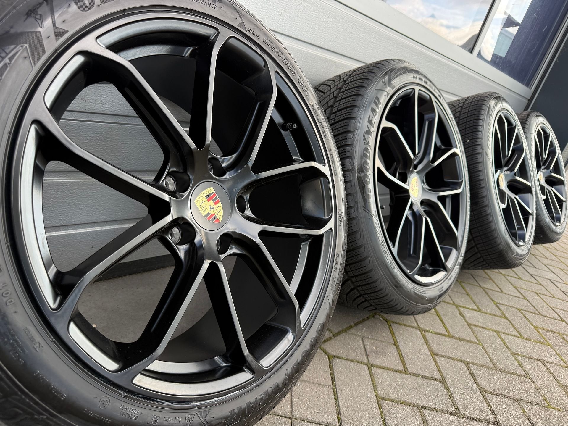 20 Inch Porsche Taycan S Turbo GT GTS 4s velgen winterbanden, -, 285 mm, -, Banden en Velgen