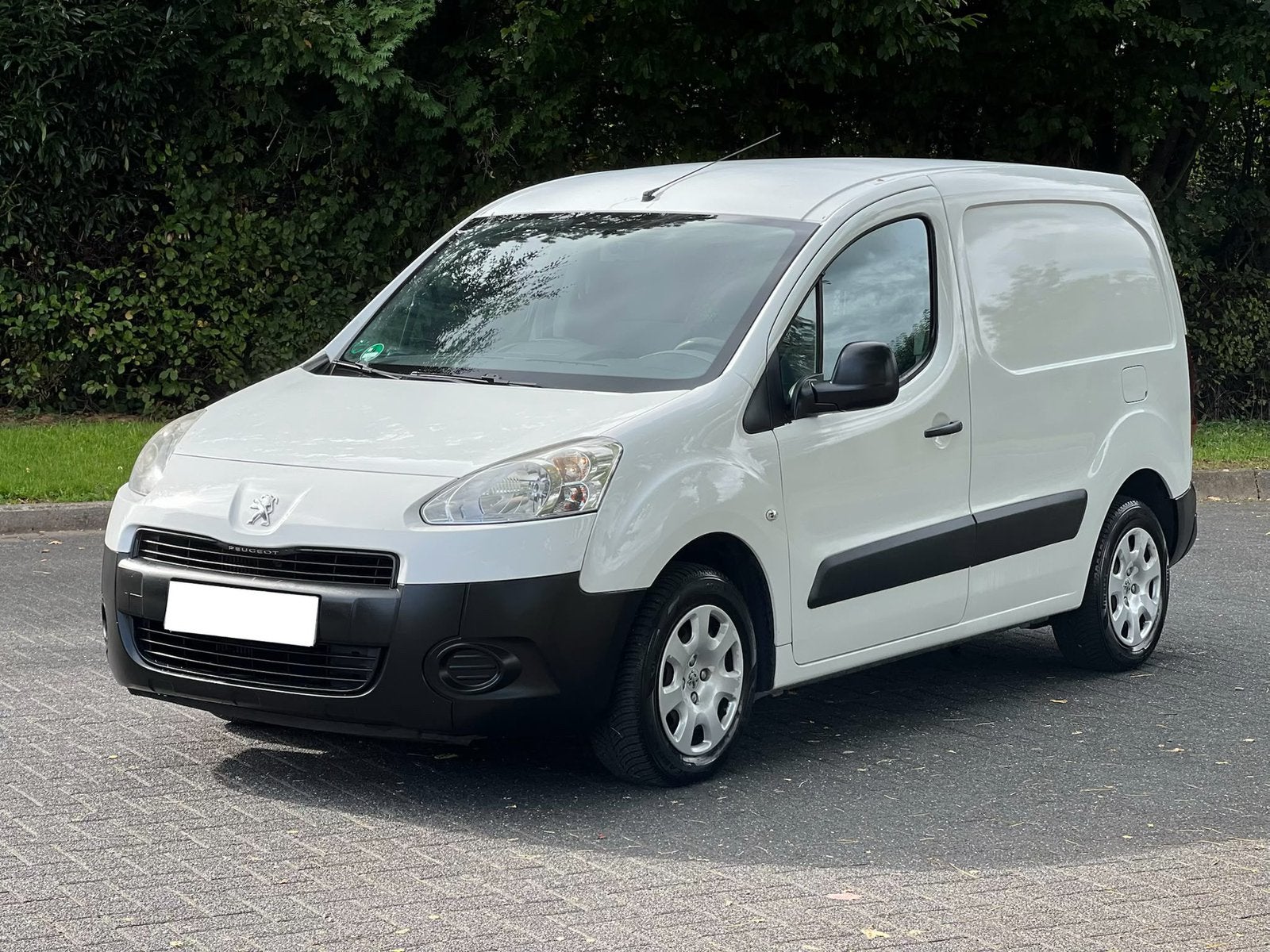 Peugeot Partner 1.6 HDI **105.000*Km met technische controle, Auto's, Stof, Citroën, Grijs, Particulier