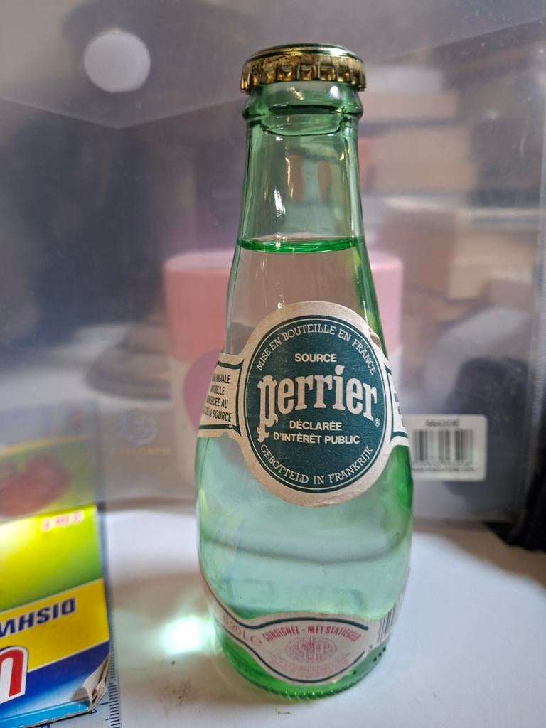 Perrier petite bouteille déformée de 1997, Enlèvement