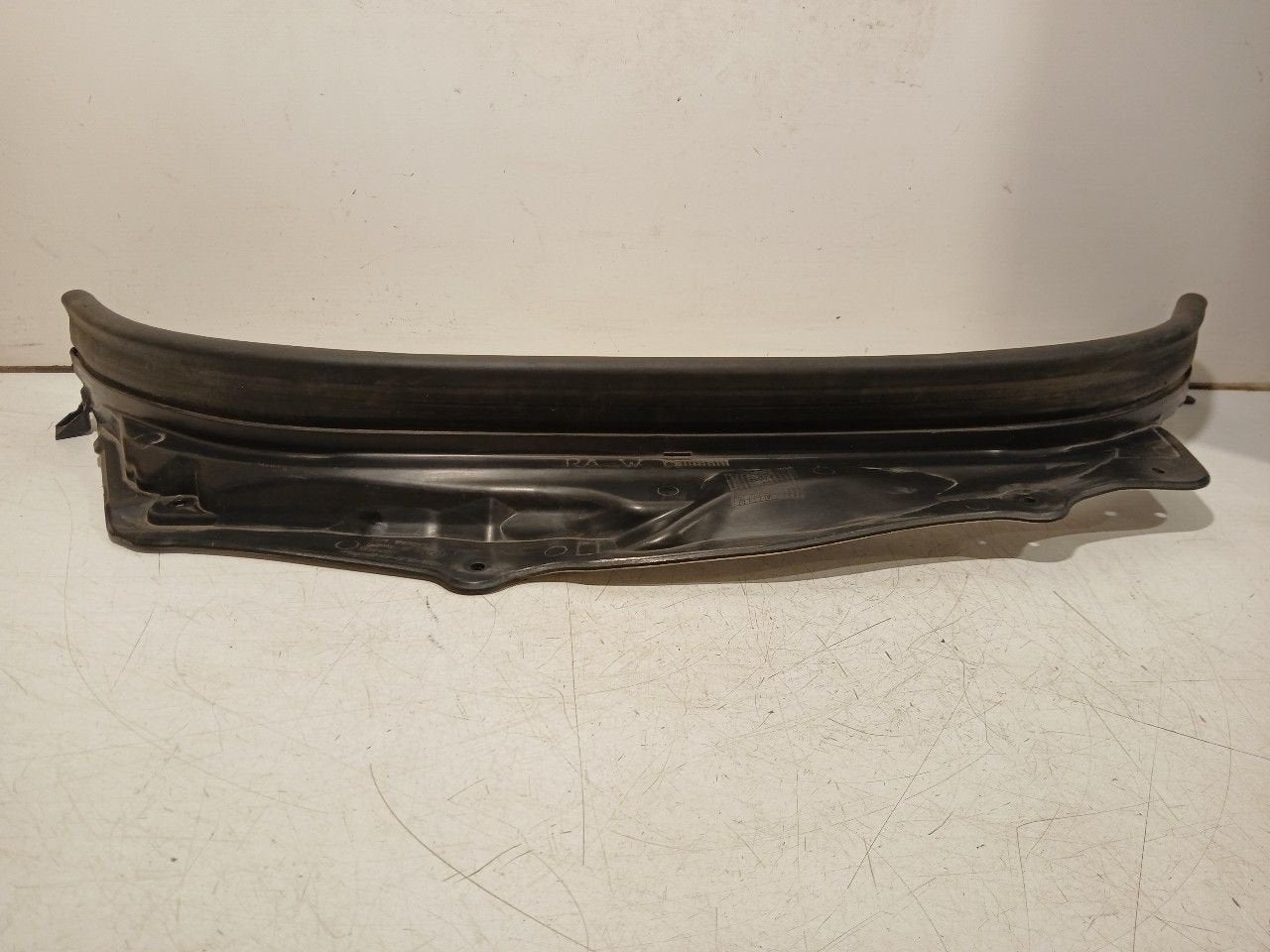 Afdekplaat BMW 5 serie, Onderdelen@venauto.nl, Van der Ven Autorecycling B.V., Gebruikt, Ettenseweg 76, 4706 PB Roosendaal, The Netherlands