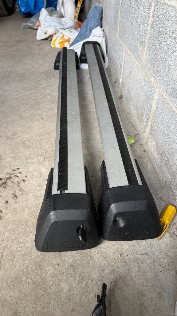 Barre de toit d'origine Volvo 32270145  XC40 EX40 avec clé, Enlèvement, Utilisé