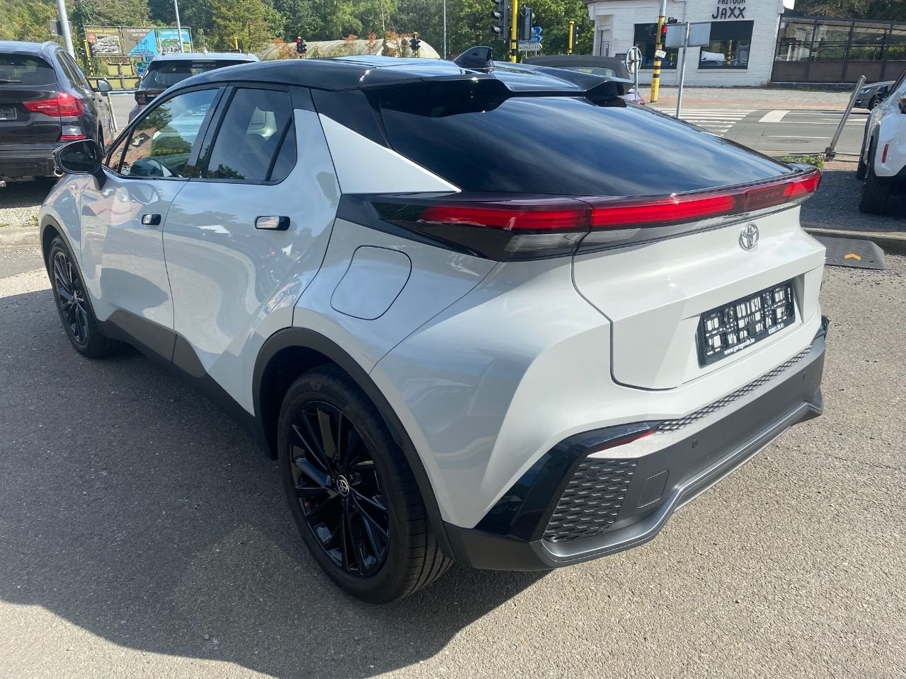 Toyota C-HR Hybrid 2WD GR Sport NIEUW MODEL (bj 2024), Auto's, Gebruikt, 109 g/km, Alcantara, Bedrijf