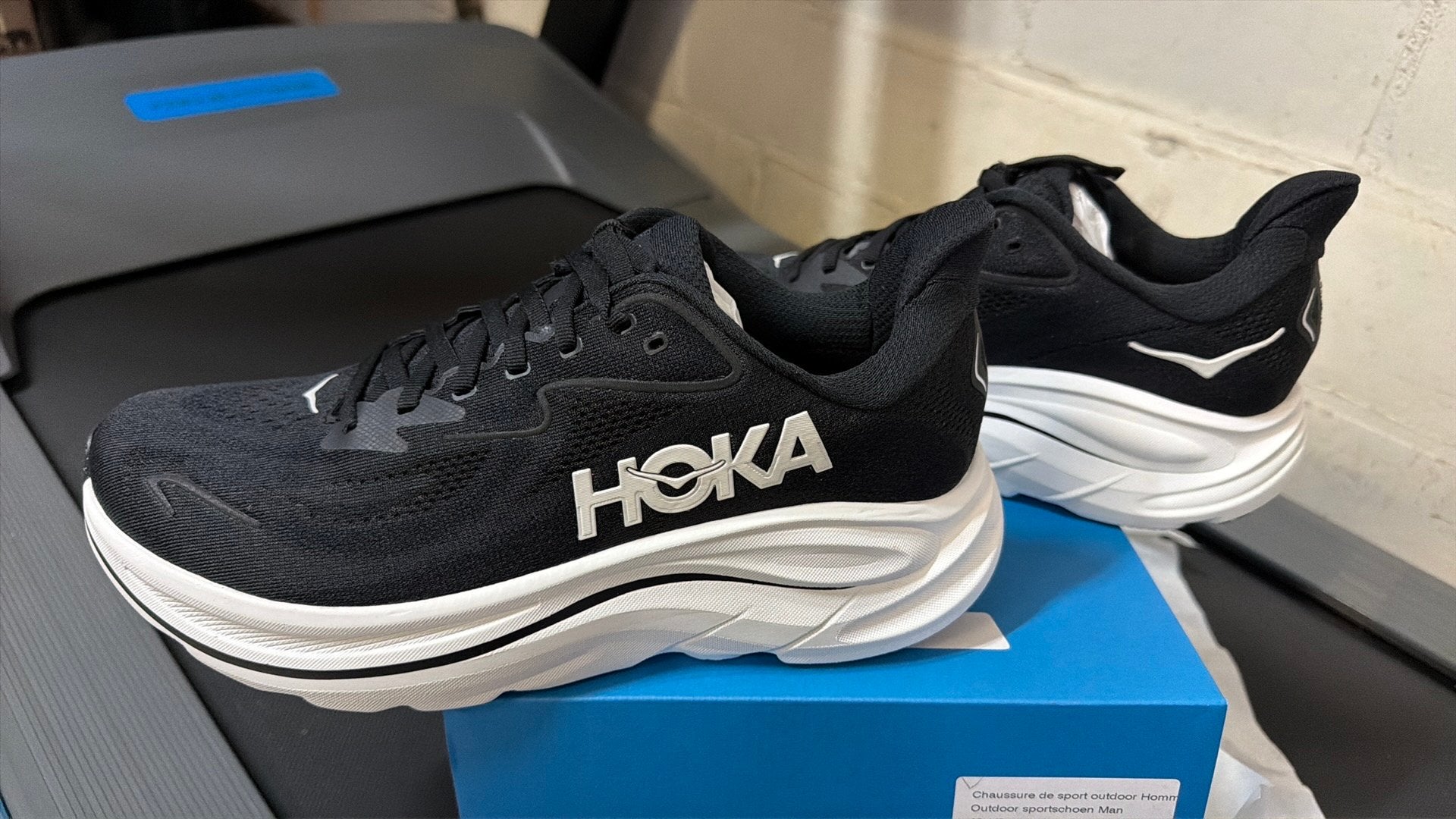 Hoka M Clifton 10 43 1/3 sportschoen, Overige merken, Hardloopschoenen, Nieuw, Ophalen of Verzenden