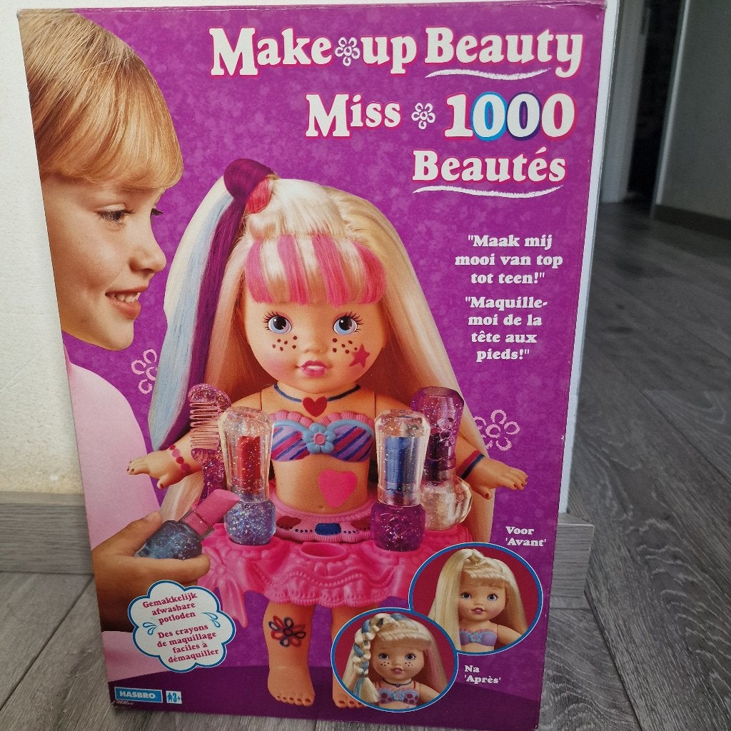 Make Up Beauty / Miss 1000 Beautés, Ophalen of Verzenden, Zo goed als nieuw, Fashion Doll