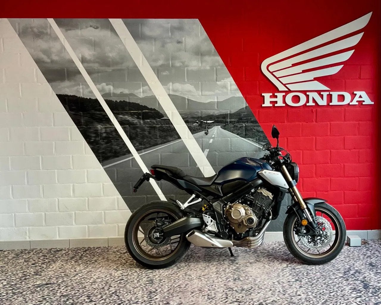 Honda CB650R (bj 2022), Motoren, Bedrijf, Meer dan 35 kW, Overig, 645 cc