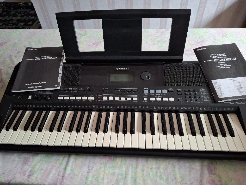 Keyboard, Muziek en Instrumenten, Keyboards, Ophalen, 61 toetsen, Yamaha