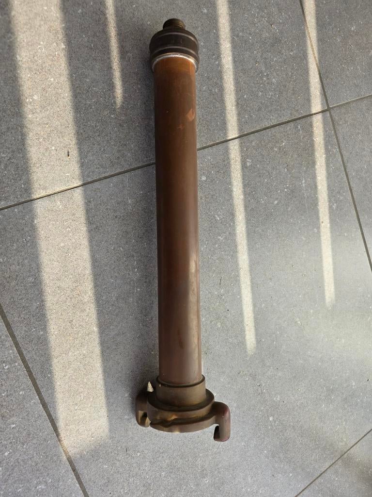 Pulvérisateur d'incendie en cuivre, Enlèvement