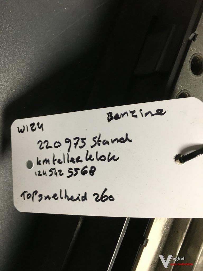 Mercedes W124  Benzine   124 542 5568    Km Tellerklok, Gebruikt, -, -, Ophalen of Verzenden