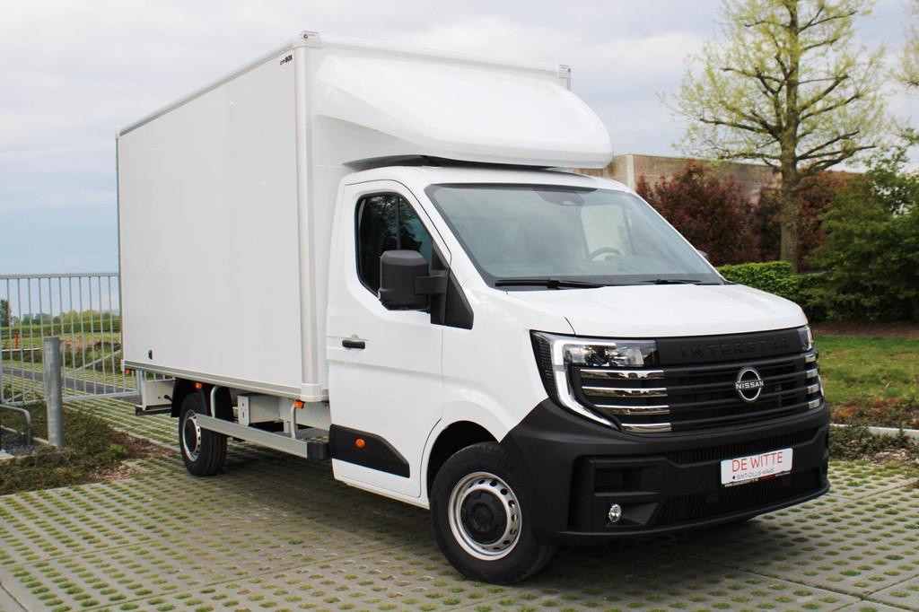 Nissan Interstar BOX L3H1 dCi 150pk N-Connecta, Auto's, Stof, Parkeersensor, 2500 kg, Wit