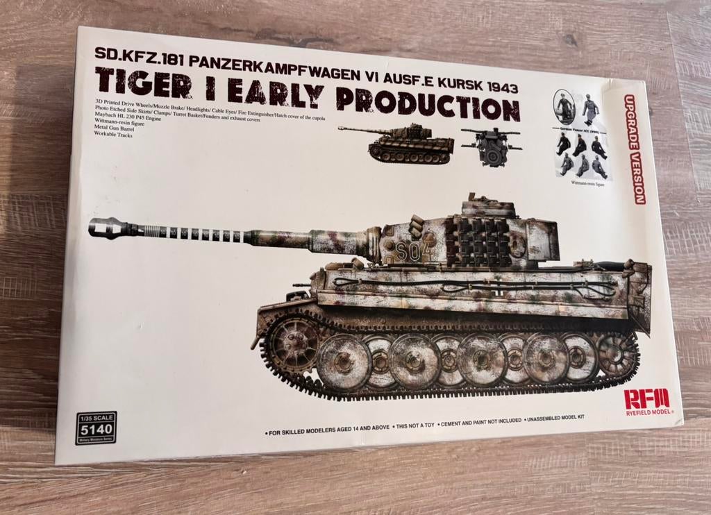 RFM Tiger 1 Early production, Ophalen of Verzenden, Zo goed als nieuw