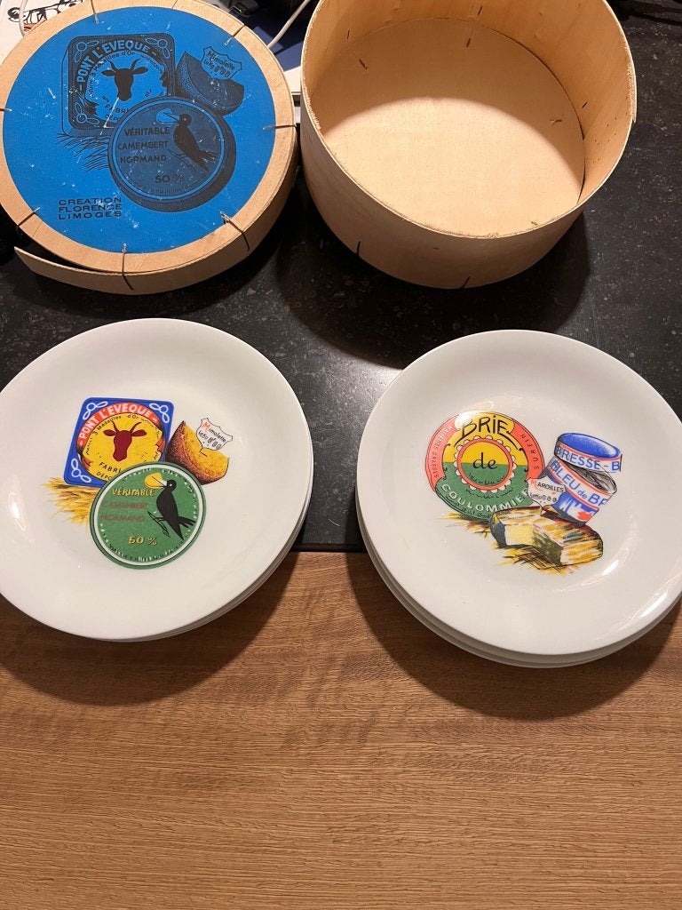 Boîte de 6 pièces en porcelaine vintage de Limoges sur le th, Antiquités & Art, Enlèvement ou Envoi