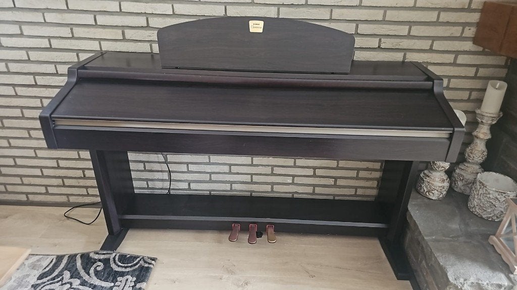 Piano YAMAHA Clavinova C LP930, Ophalen, Zo goed als nieuw, 88 toetsen, Yamaha