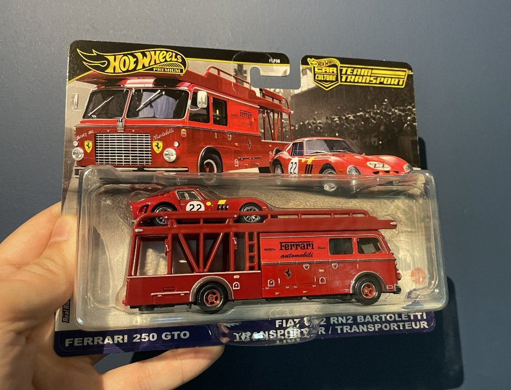 Hot Wheels Team Transport ~ Ferrari 250 GTO & Fiat 642 RN2, Envoi, Neuf