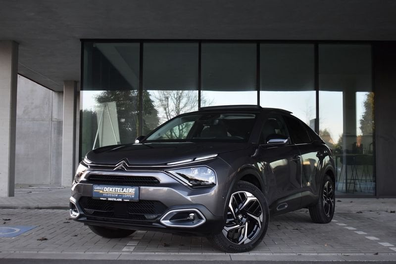 Citroen C4 1.2Turbo AT8 *PanoDak*HeadUp*Navi*Camera, Auto's, Gebruikt, Leder en Stof, 130 pk, 96 kW