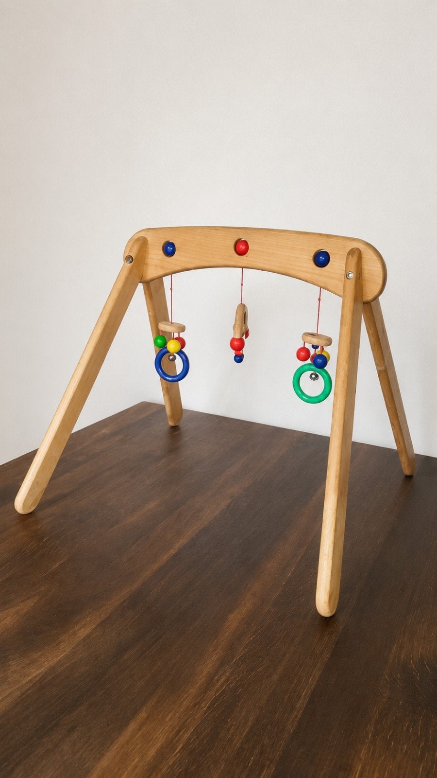 Selecta houten babygym met 3 speeltjes – 60  60  51 cm, Ophalen, Gebruikt