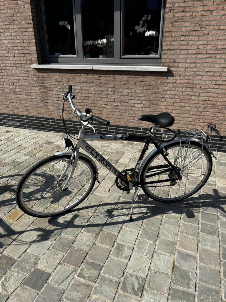 Mooie verzorgde dames- en herenfiets, merk Olympia, Enlèvement, Comme neuf