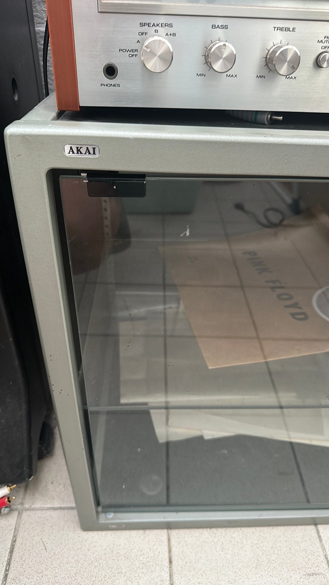 Akai cube stereo meubel, Ophalen, Zo goed als nieuw, Akai