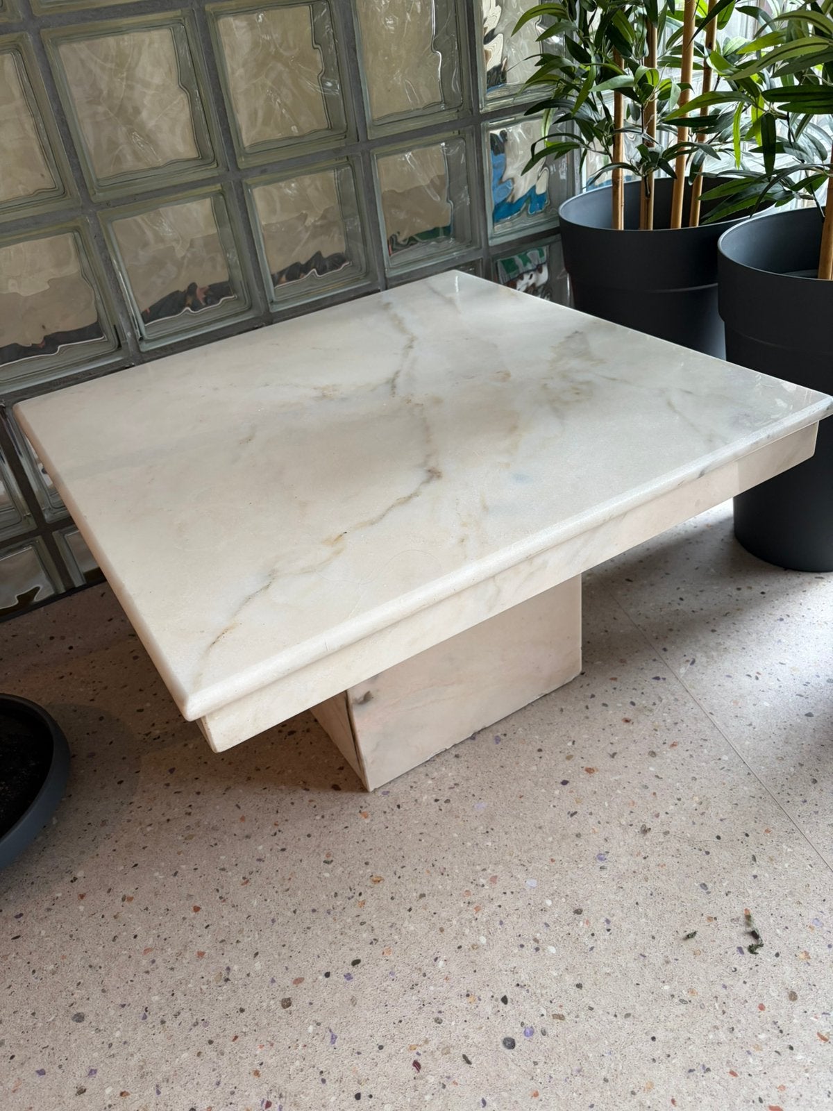 Salontafel van massief marmer — 70 x 70 x 40, Ophalen, Overige materialen, 50 tot 100 cm, Vierkant