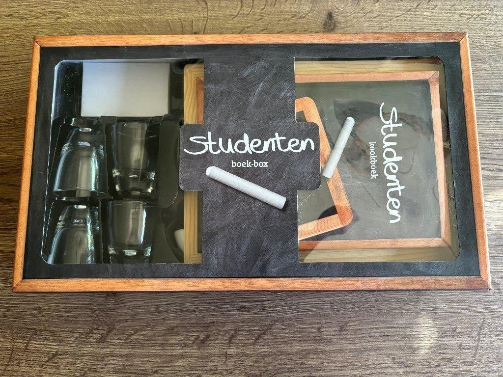 studenten boek-box in krijtbordstijl (nieuw), Ophalen of Verzenden, Nieuw