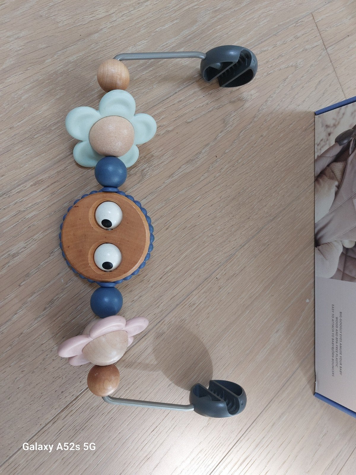 BabyBjorn toy for bouncer googly eyes pastel, Ophalen of Verzenden, Gebruikt, Wipstoel, Overige merken