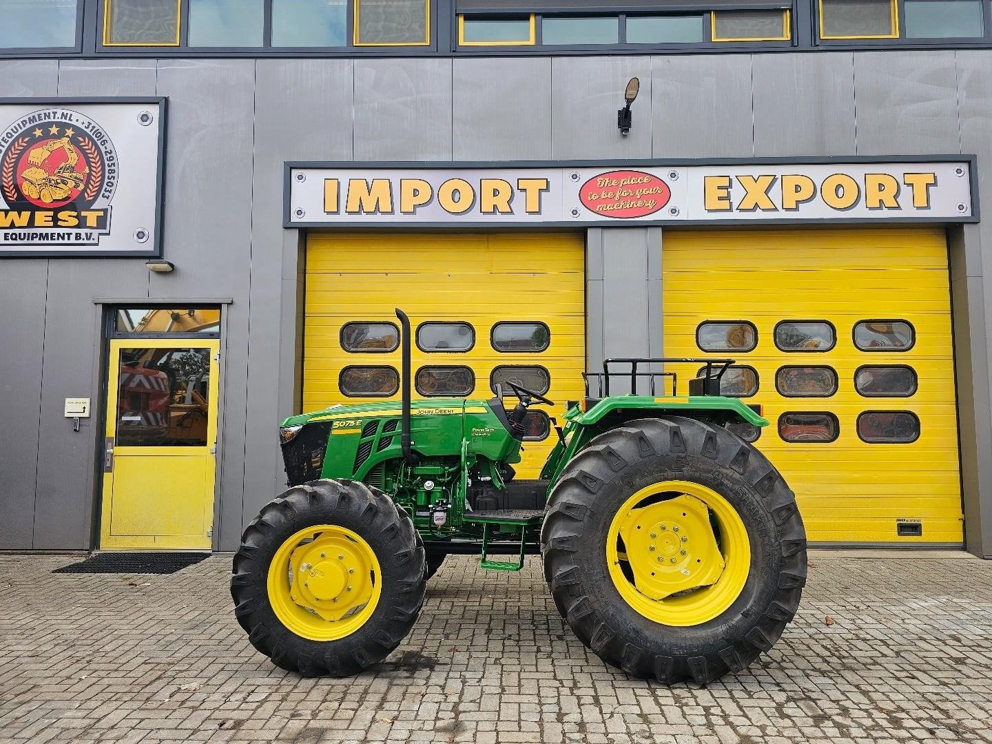 John Deere 5075E WE1792, Jusqu'à 80 ch, John Deere, Jusqu'à 2500