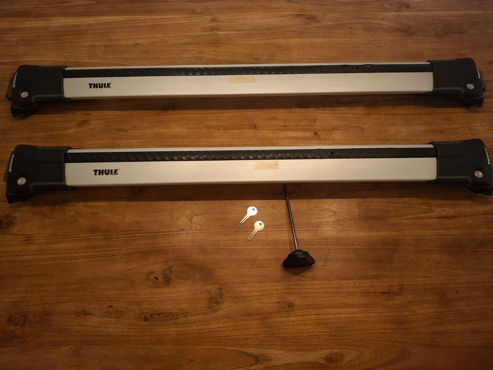 Thule Wingbar Edge Universel/Fourgonnette de sport Volkswage, Autos : Divers, Porte-bagages, Enlèvement
