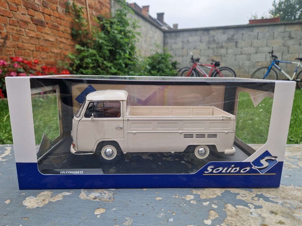 VW T2 Pick Up - Échelle 1/18 - LIMITED - PRIX : 49€, Hobby & Loisirs créatifs, Voitures miniatures | 1:18, Enlèvement ou Envoi
