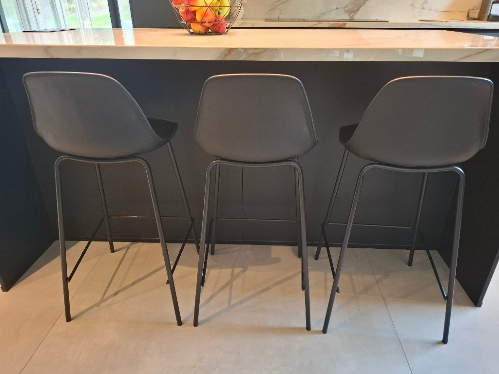 Barkruk, Huis en Inrichting, Ophalen, Kunststof, 60 tot 90 cm, Zo goed als nieuw