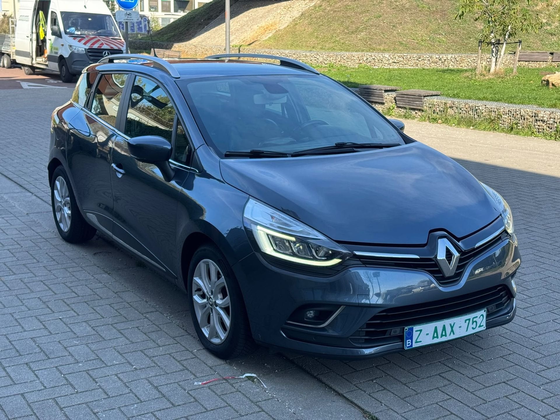 Renault Clio // Automaat, Euro 6, 116 pk, Bedrijf, 5 deurs
