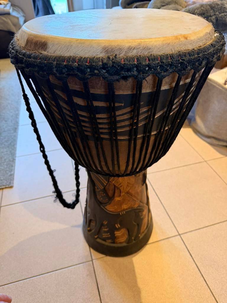 Djembé authentique, Enlèvement, Comme neuf, Autres marques