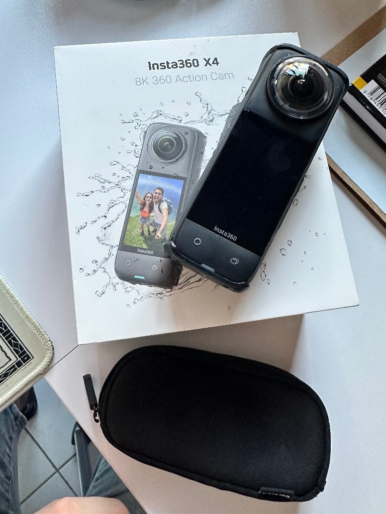 Insta 360 X4 avec perche à selfie invisible, Enlèvement, Comme neuf, Autres marques