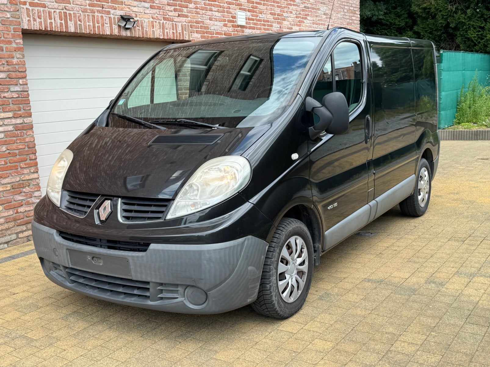 Trafic 2.0 Diesel // L2H2//154 000 PK//euro 5//Trekhaak, Auto's, Bestelwagens en Lichte vracht, Stof, Electronic Stability Program (ESP)